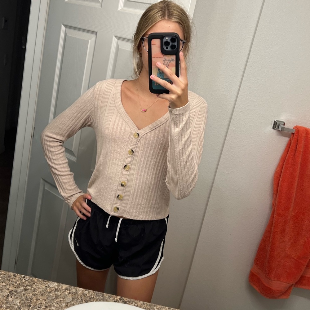 Aeropostale long sleeve top